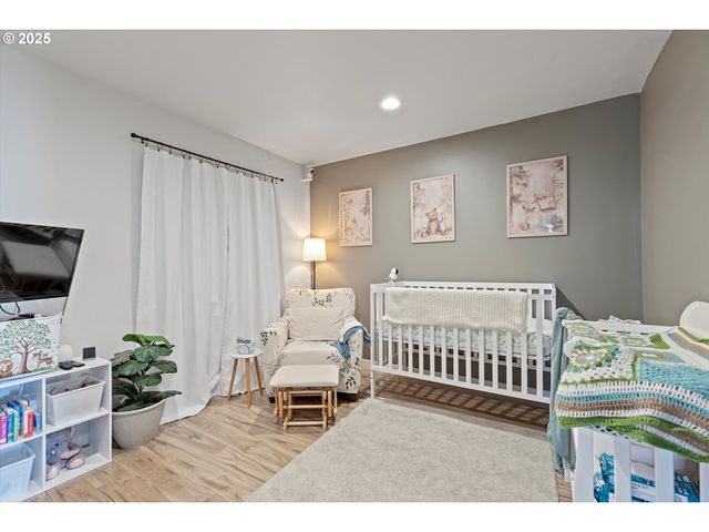 805 Se CRESCENT Pl, Newport, OR 97365