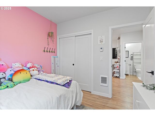 805 Se CRESCENT Pl, Newport, OR 97365