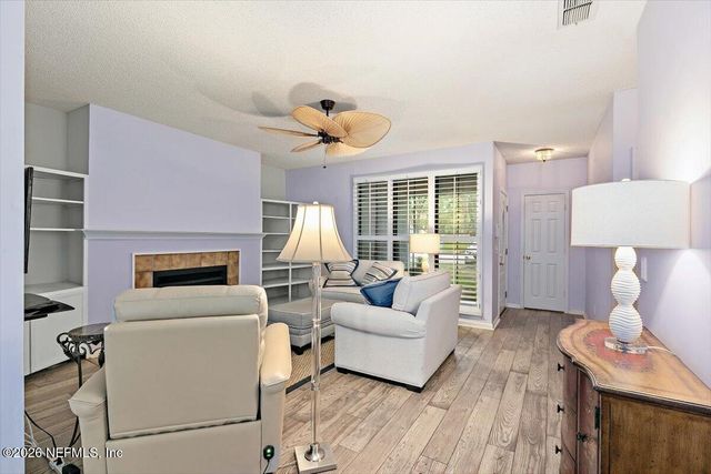2105 WOOD HILL Drive 2105, Jacksonville, FL 32256