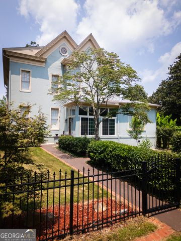 26 Magnolia Street, Grantville, GA 30220
