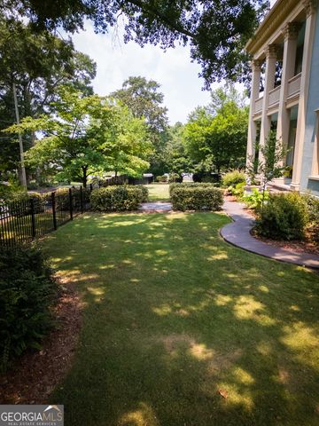 26 Magnolia Street, Grantville, GA 30220