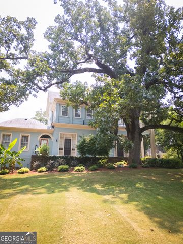 26 Magnolia Street, Grantville, GA 30220