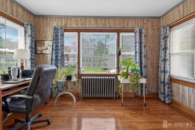 546 Teneyke Place, Rahway, NJ 07065