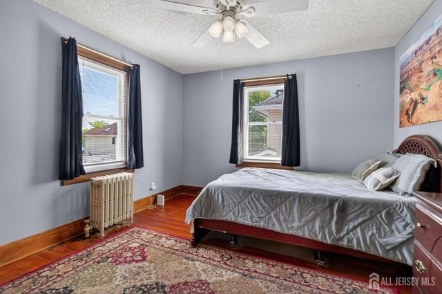 546 Teneyke Place, Rahway, NJ 07065