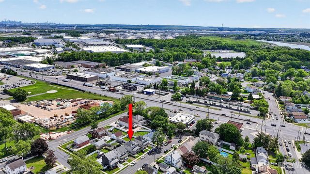546 Teneyke Place, Rahway, NJ 07065