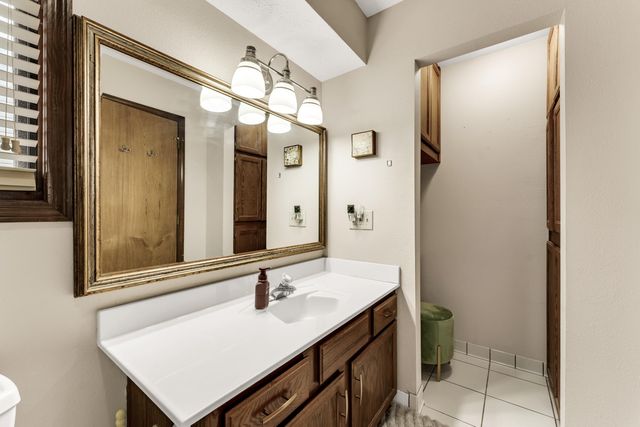 3115 W Edgewood Street, Springfield, MO 65807