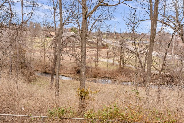 3115 W Edgewood Street, Springfield, MO 65807