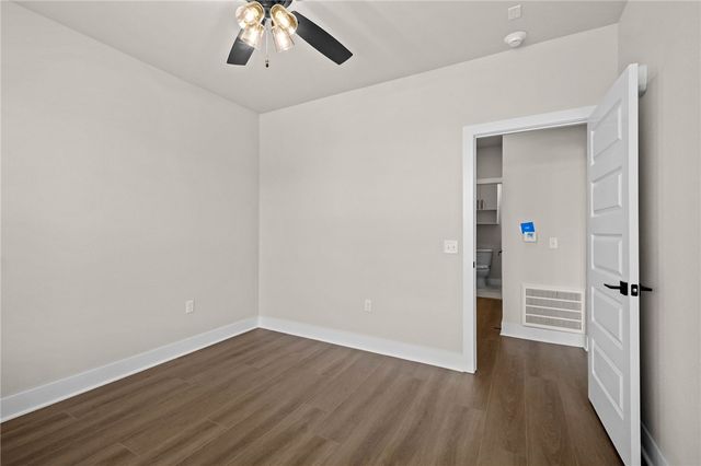3329 SE MP Parkway 303, Bentonville, AR 72712