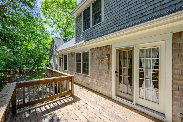 20 Bray Farm Road S, Yarmouth Port, MA 02675