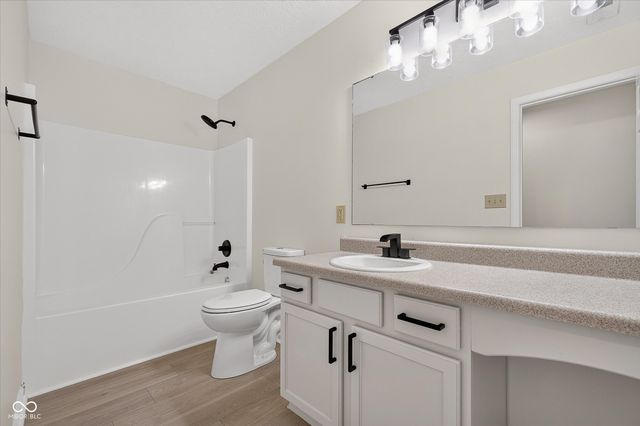4099 Cheltonham Court, Plainfield, IN 46168
