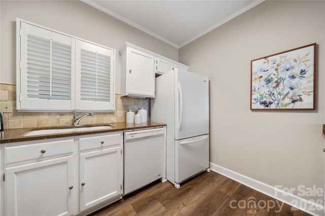 9717 Emerald Point Drive 1, Charlotte, NC 28278