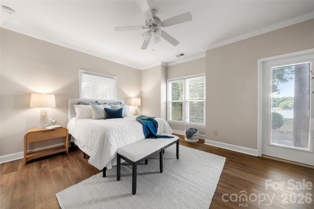 9717 Emerald Point Drive 1, Charlotte, NC 28278
