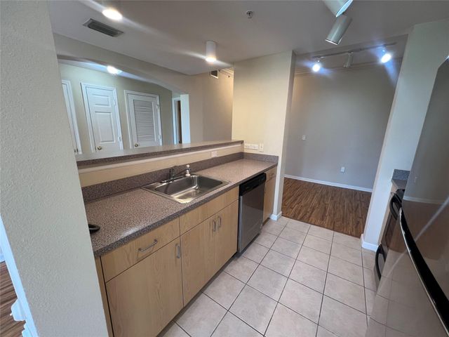 533 NE 3rd Avenue 508, Fort Lauderdale, FL 33301