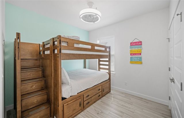 3087 S 11th St 601, Port Aransas, TX 78373