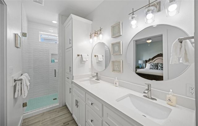 3087 S 11th St 601, Port Aransas, TX 78373