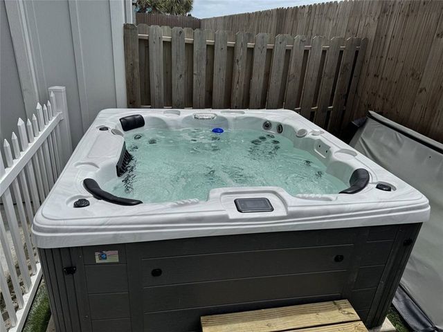 3087 S 11th St 601, Port Aransas, TX 78373