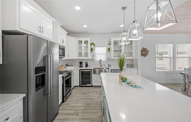 3087 S 11th St 601, Port Aransas, TX 78373