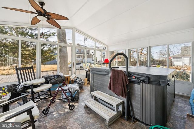 1105 HUNTINGTON AVE, Glendora, NJ 08029