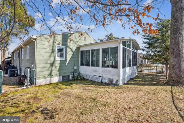 1105 HUNTINGTON AVE, Glendora, NJ 08029