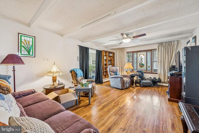 1105 HUNTINGTON AVE, Glendora, NJ 08029