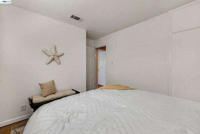 34515 Bentley Ct, Fremont, CA 94555