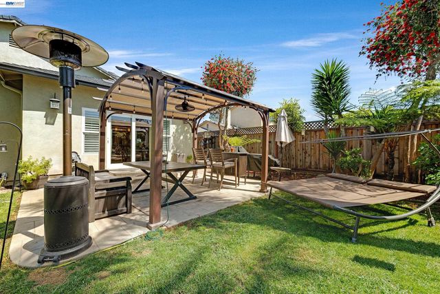 34515 Bentley Ct, Fremont, CA 94555