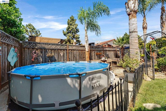 34515 Bentley Ct, Fremont, CA 94555