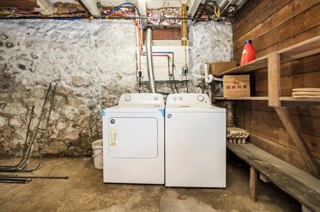 161 Walnut St 1, Newton, MA 02460