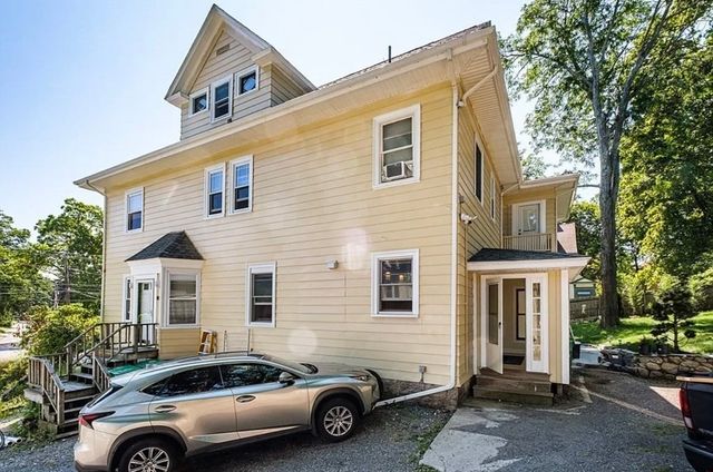 161 Walnut St 1, Newton, MA 02460