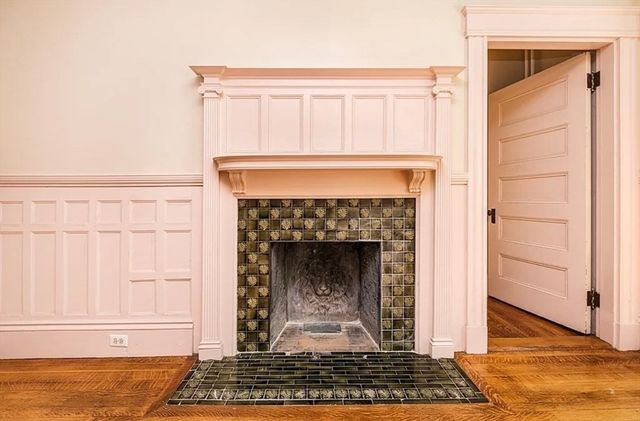 161 Walnut St 1, Newton, MA 02460