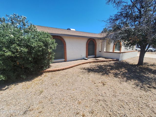 4142 W SUNNYSIDE Avenue, Phoenix, AZ 85029