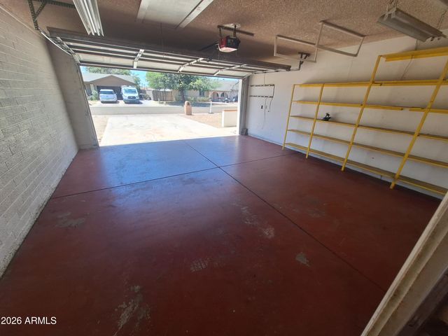 4142 W SUNNYSIDE Avenue, Phoenix, AZ 85029