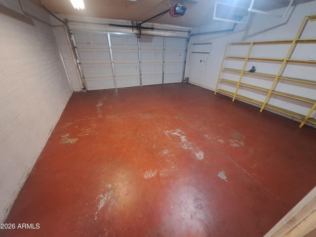 4142 W SUNNYSIDE Avenue, Phoenix, AZ 85029