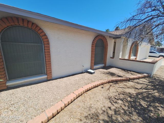 4142 W SUNNYSIDE Avenue, Phoenix, AZ 85029