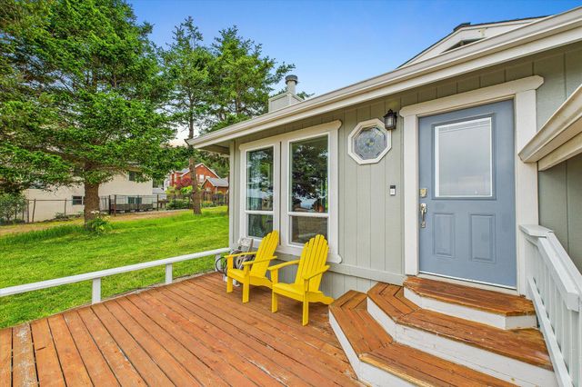104 Sea View Road, Shelter Cove, CA 95589