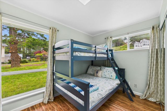 104 Sea View Road, Shelter Cove, CA 95589