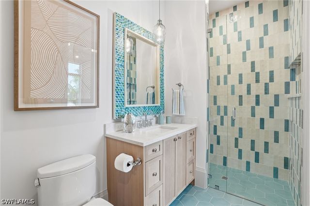 744 Willowhead DR, Naples, FL 34103