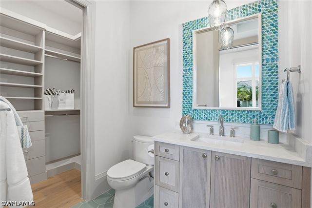 744 Willowhead DR, Naples, FL 34103