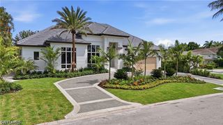 744 Willowhead DR, Naples, FL 34103
