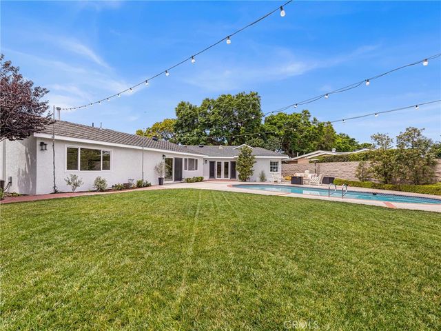3444 Knoxville Avenue, Long Beach, CA 90808