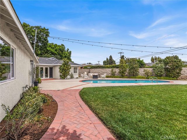 3444 Knoxville Avenue, Long Beach, CA 90808