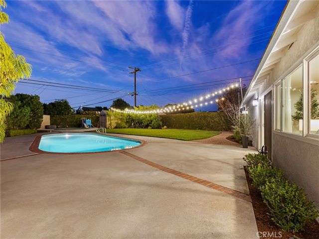 3444 Knoxville Avenue, Long Beach, CA 90808
