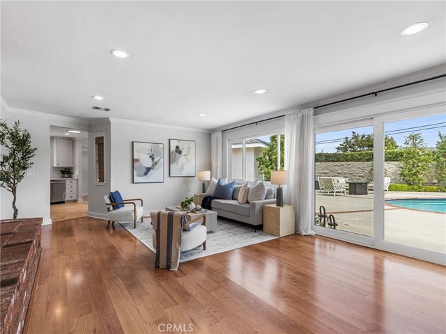 3444 Knoxville Avenue, Long Beach, CA 90808