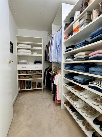 57 E Delaware Place 3102, Chicago, IL 60611