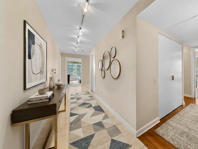57 E Delaware Place 3102, Chicago, IL 60611