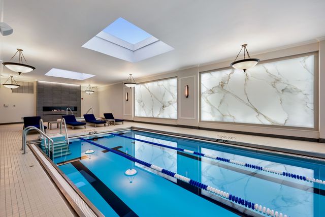 57 E Delaware Place 3102, Chicago, IL 60611