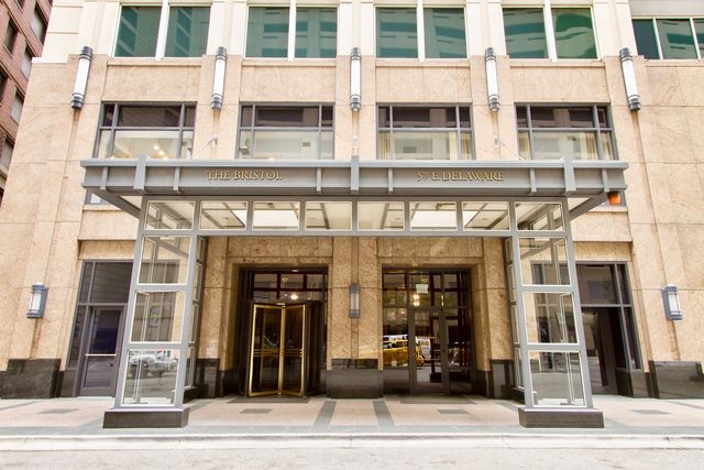 57 E Delaware Place 3102, Chicago, IL 60611