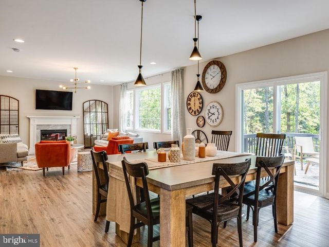 2216 MATTHEW LN, Fredericksburg, VA 22405