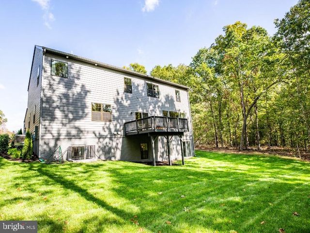 2216 MATTHEW LN, Fredericksburg, VA 22405