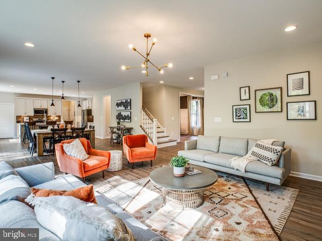 2216 MATTHEW LN, Fredericksburg, VA 22405